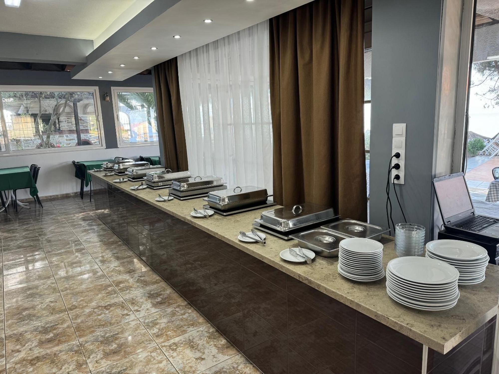 ホテル Porto Matina メタモルフォシ エクステリア 写真