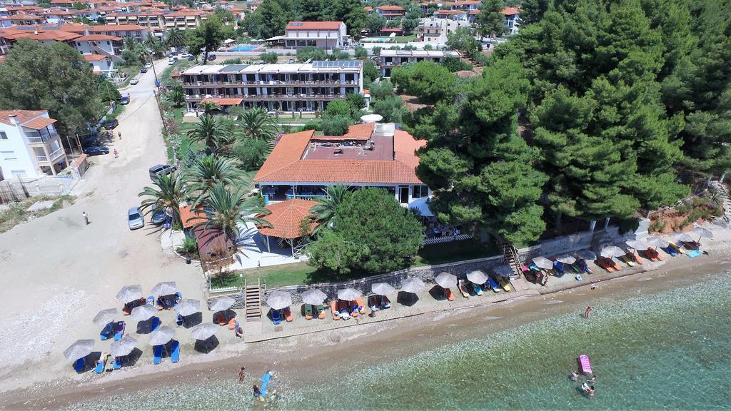 ホテル Porto Matina メタモルフォシ エクステリア 写真
