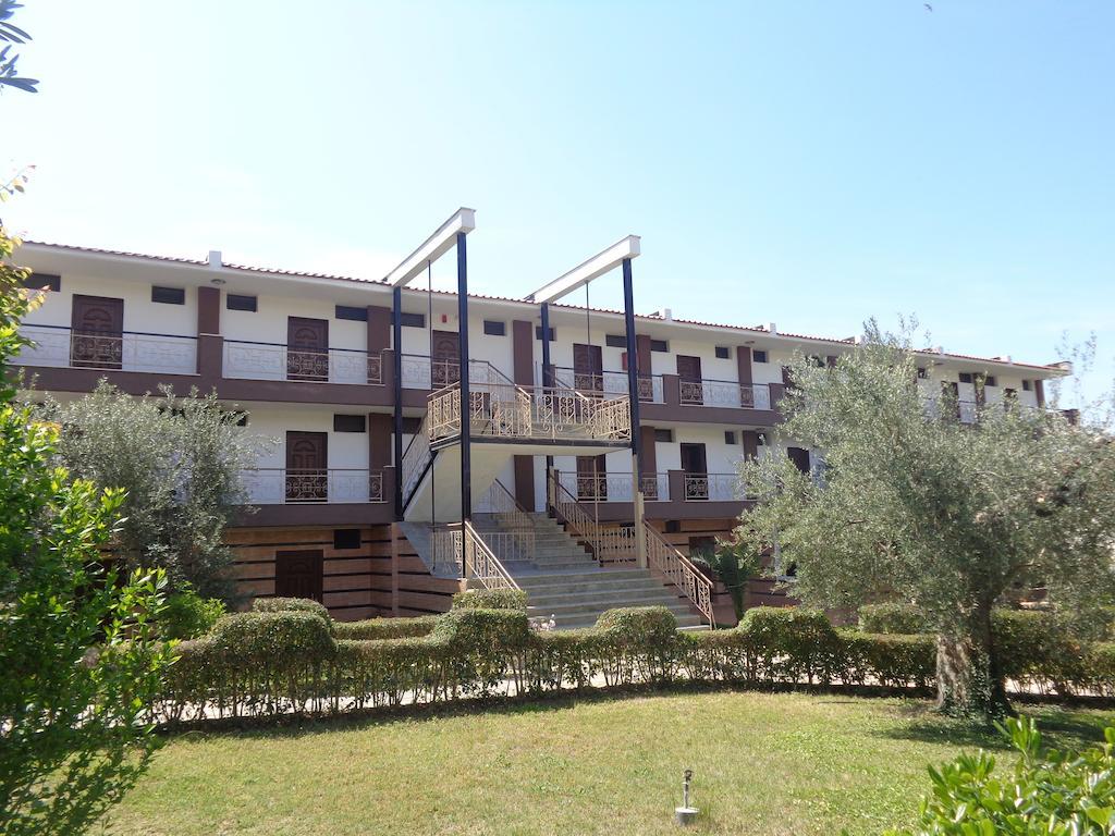 ホテル Porto Matina メタモルフォシ エクステリア 写真
