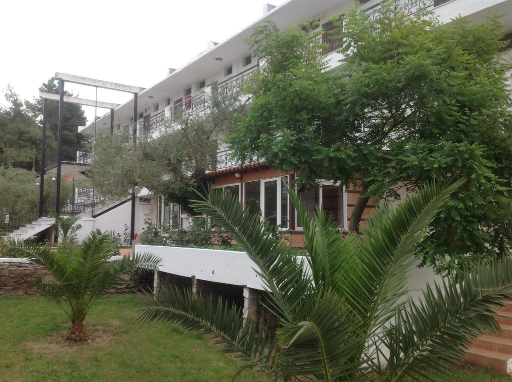 ホテル Porto Matina メタモルフォシ エクステリア 写真