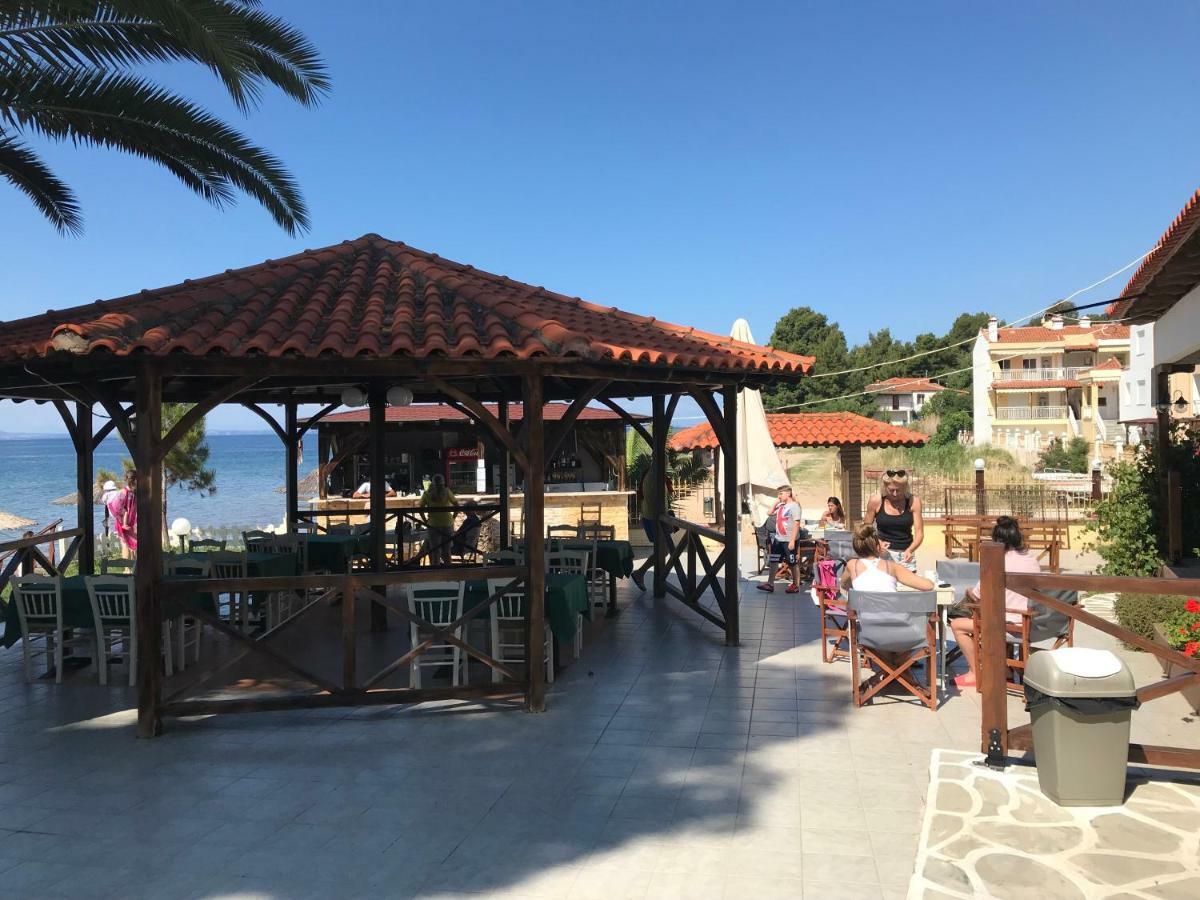 ホテル Porto Matina メタモルフォシ エクステリア 写真